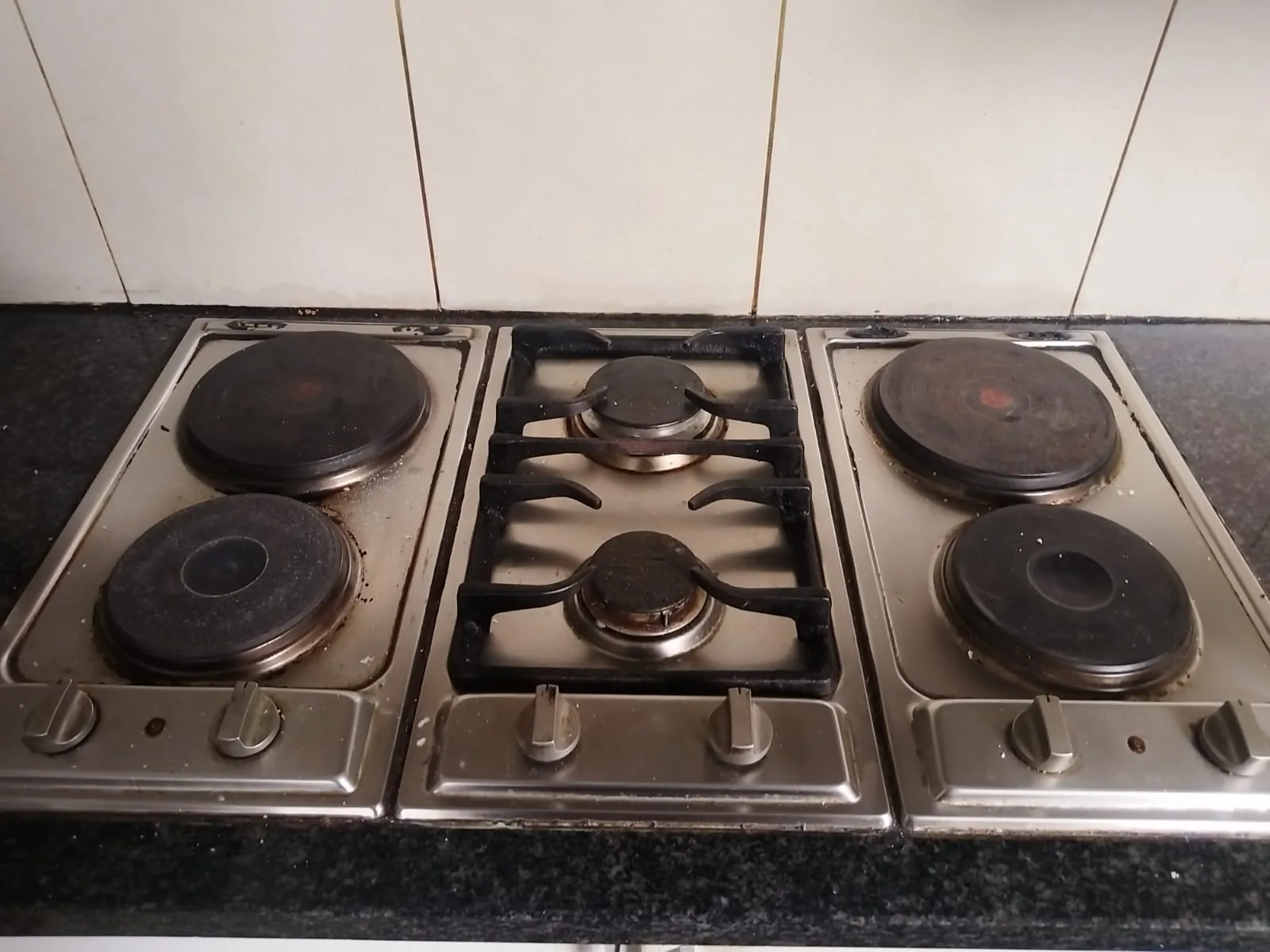 Extractor Fan Repairs in Kloof – On-Site Fault Finding and Repair